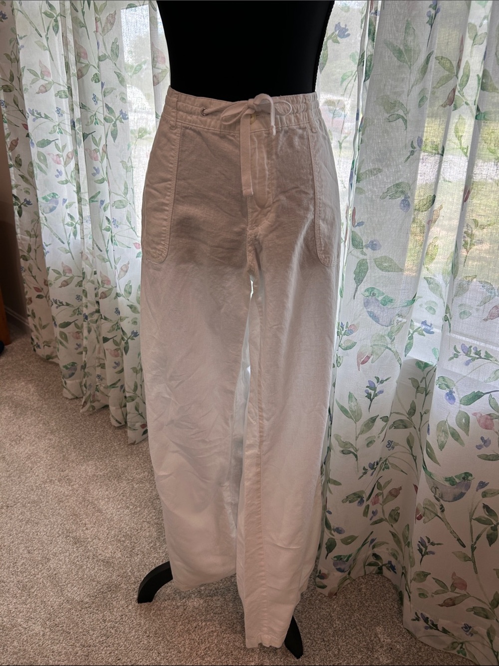 GAP White Women’s Linen Pants
